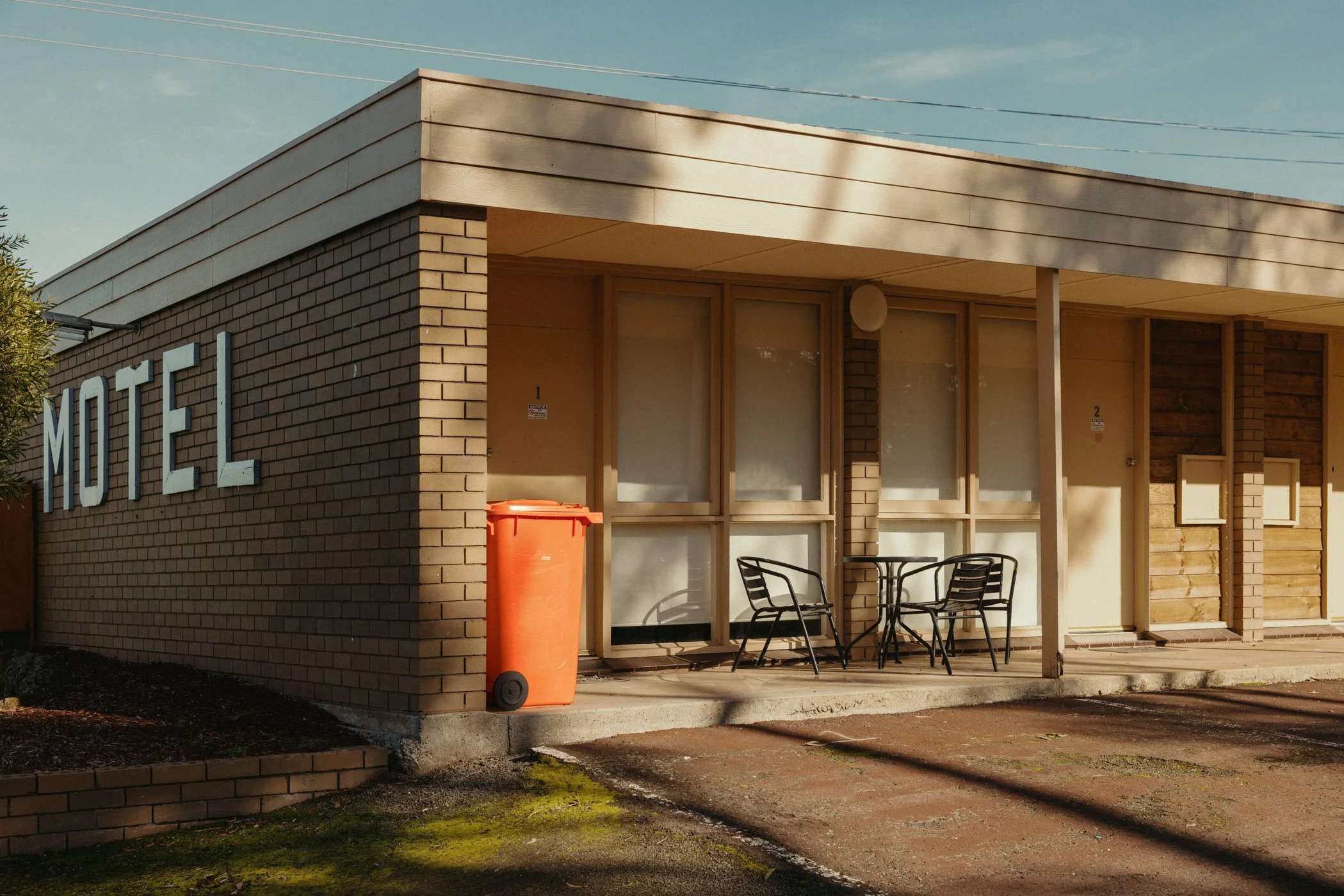 Charlie-Kinross-LR-Cobden Roadhouse-Motel-6472.jpg