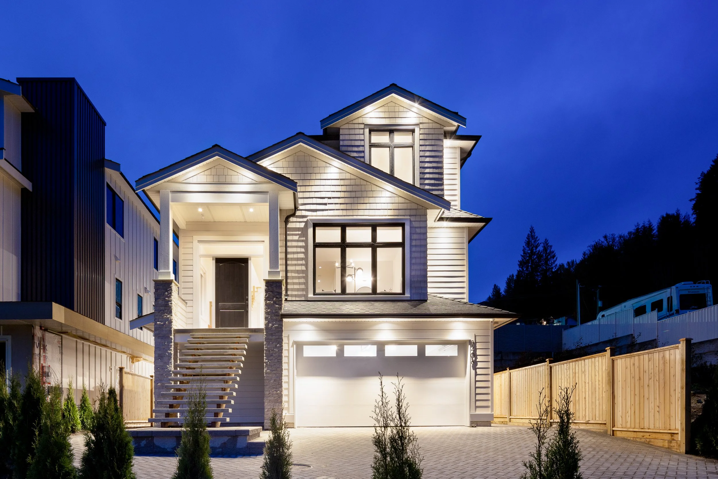 1406-Pipeline-Rd-Coquitlam-360hometours-02 2.jpg