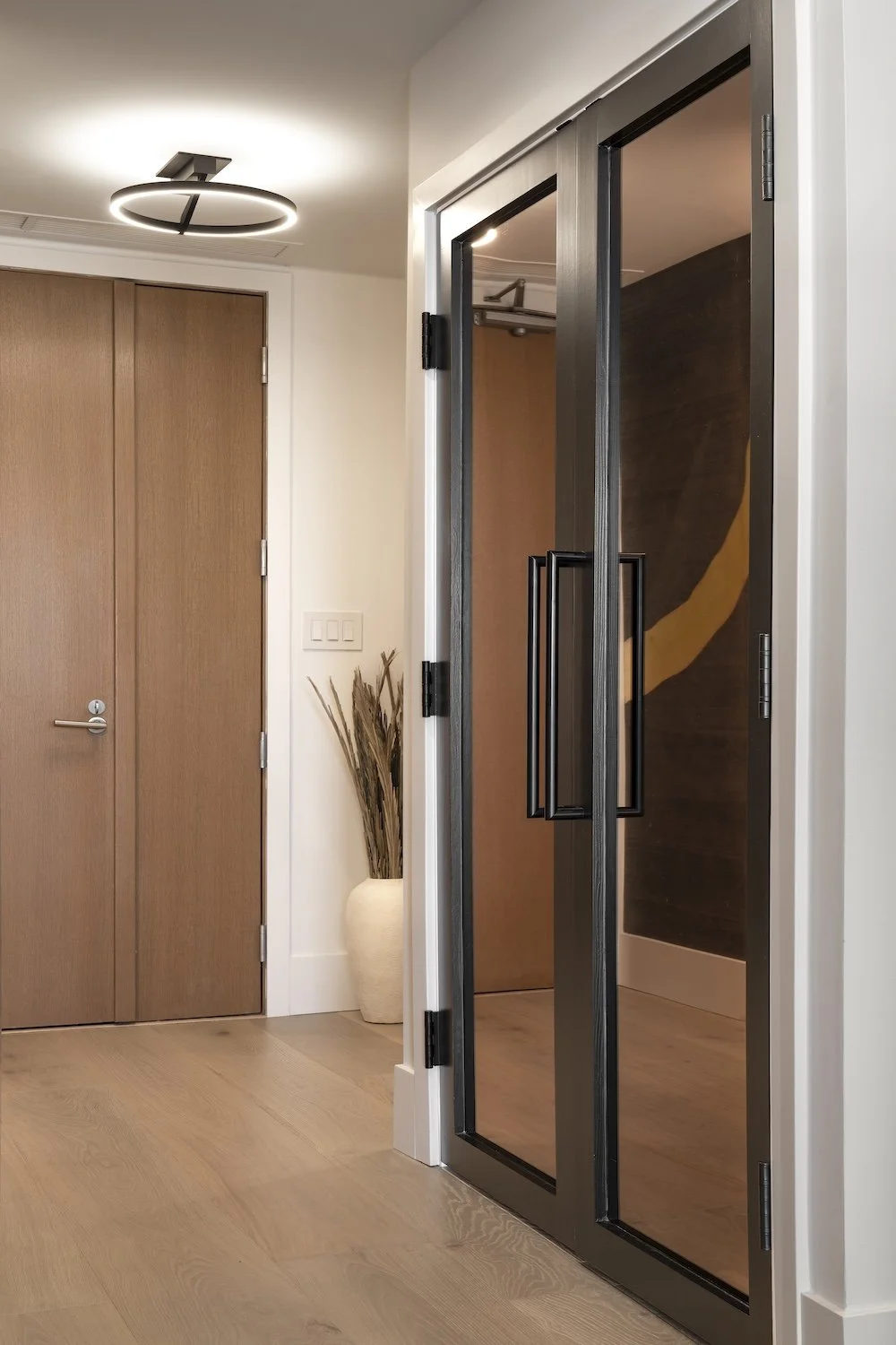 2026_Alberni2_Entryway_9000x300dpi_002.JPG