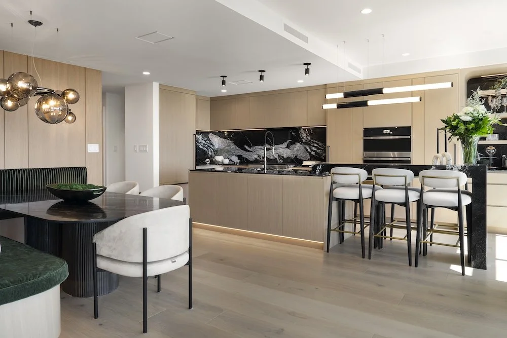 2026_Alberni2_Kitchen_Dining room_9000x300dpi_015.JPG