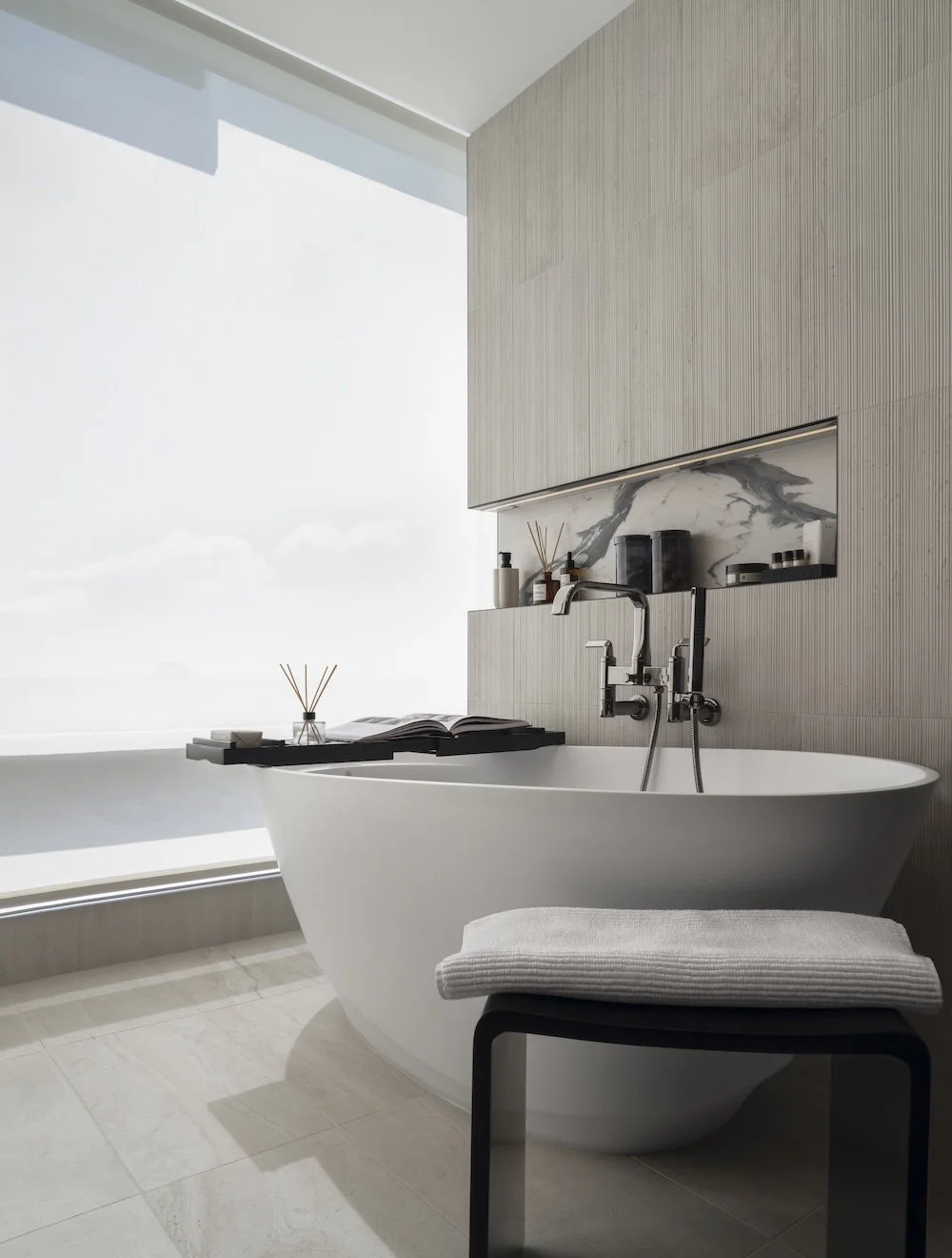 2026_Alberni2_Master_Bathroom_9000x300dpi_002.JPG