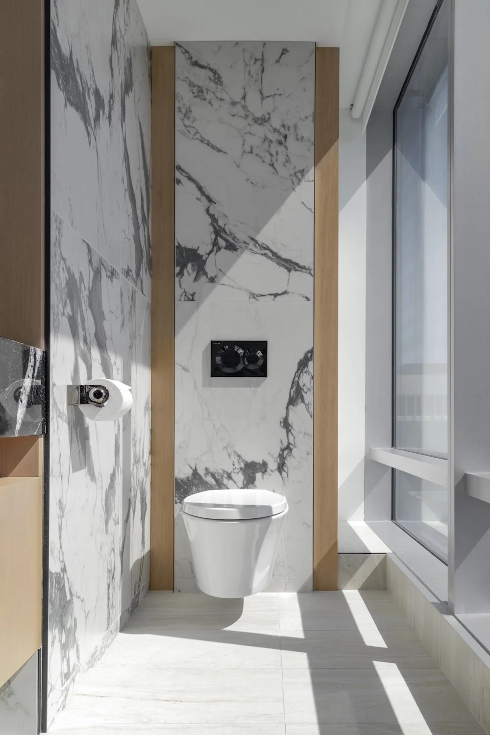 2026_Alberni2_Master_Bathroom_9000x300dpi_035.JPG