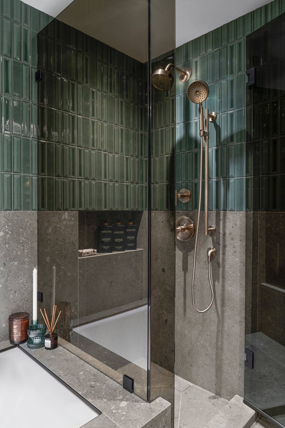 2026_Kaluinteriors_Alberni_5_9000x300dpi_NB_63 1.png