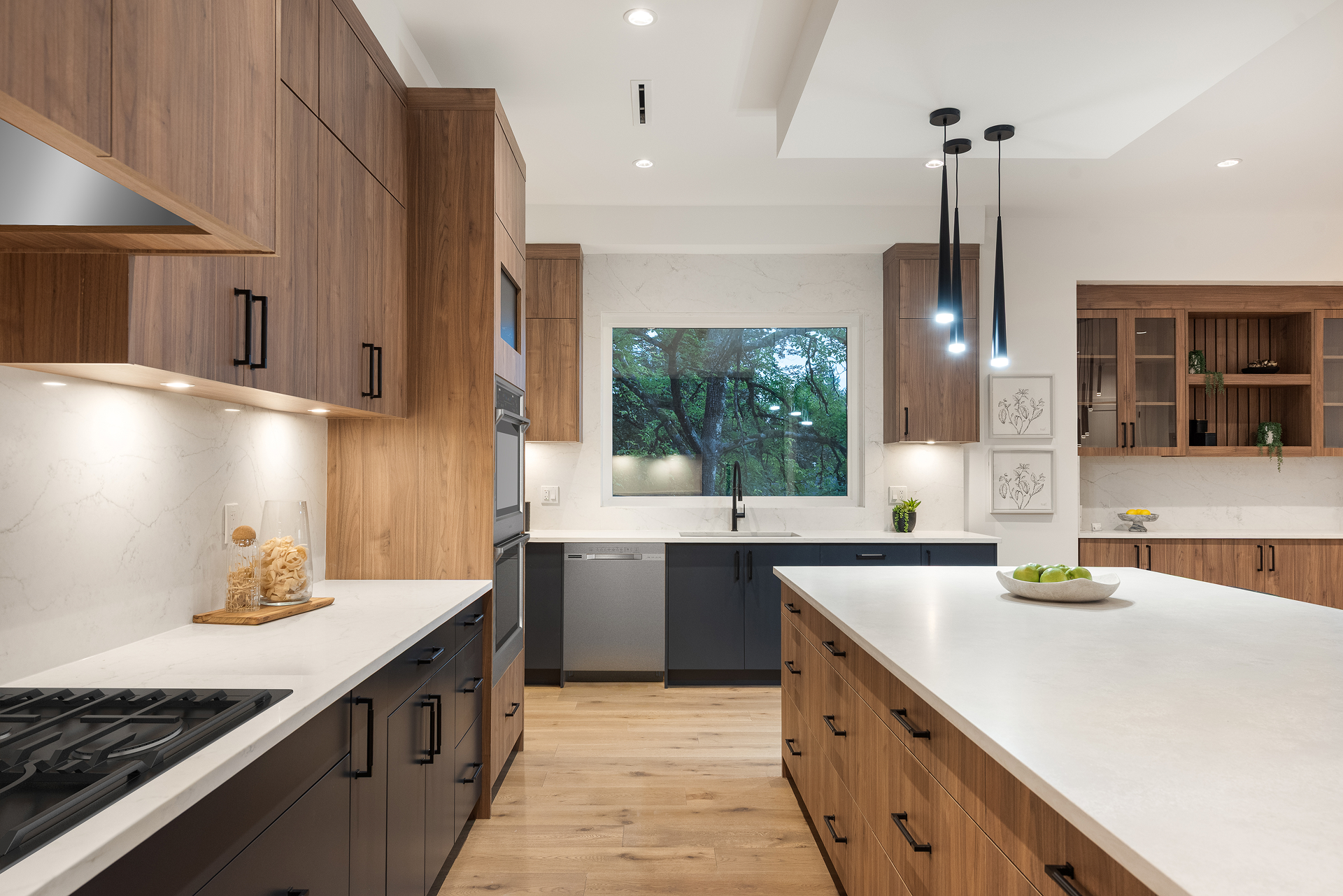 1486-Coast-Meridian-Rd-Coquitlam-360hometours-11 1.png