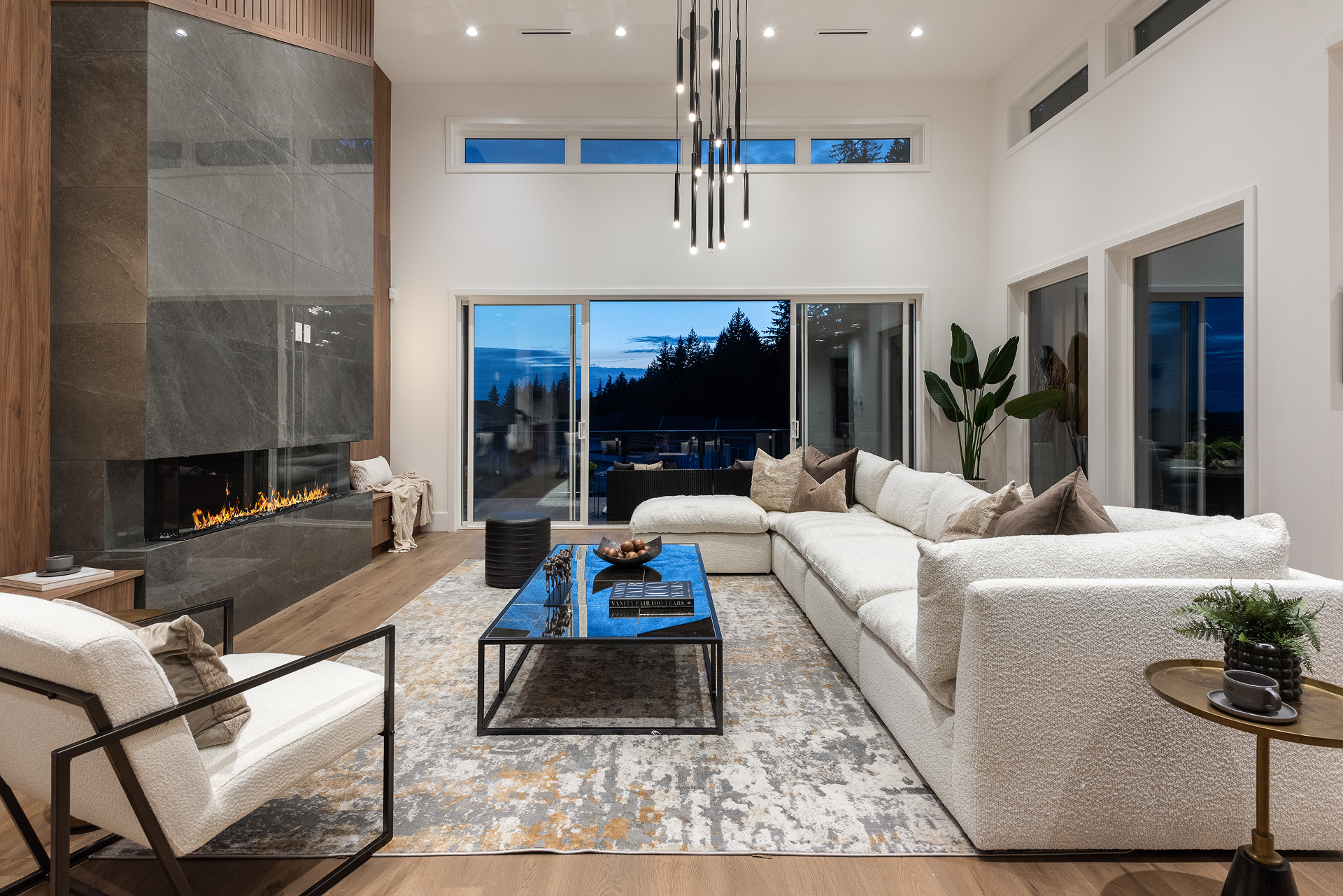 1486-Coast-Meridian-Rd-Coquitlam-360hometours-16 1.png