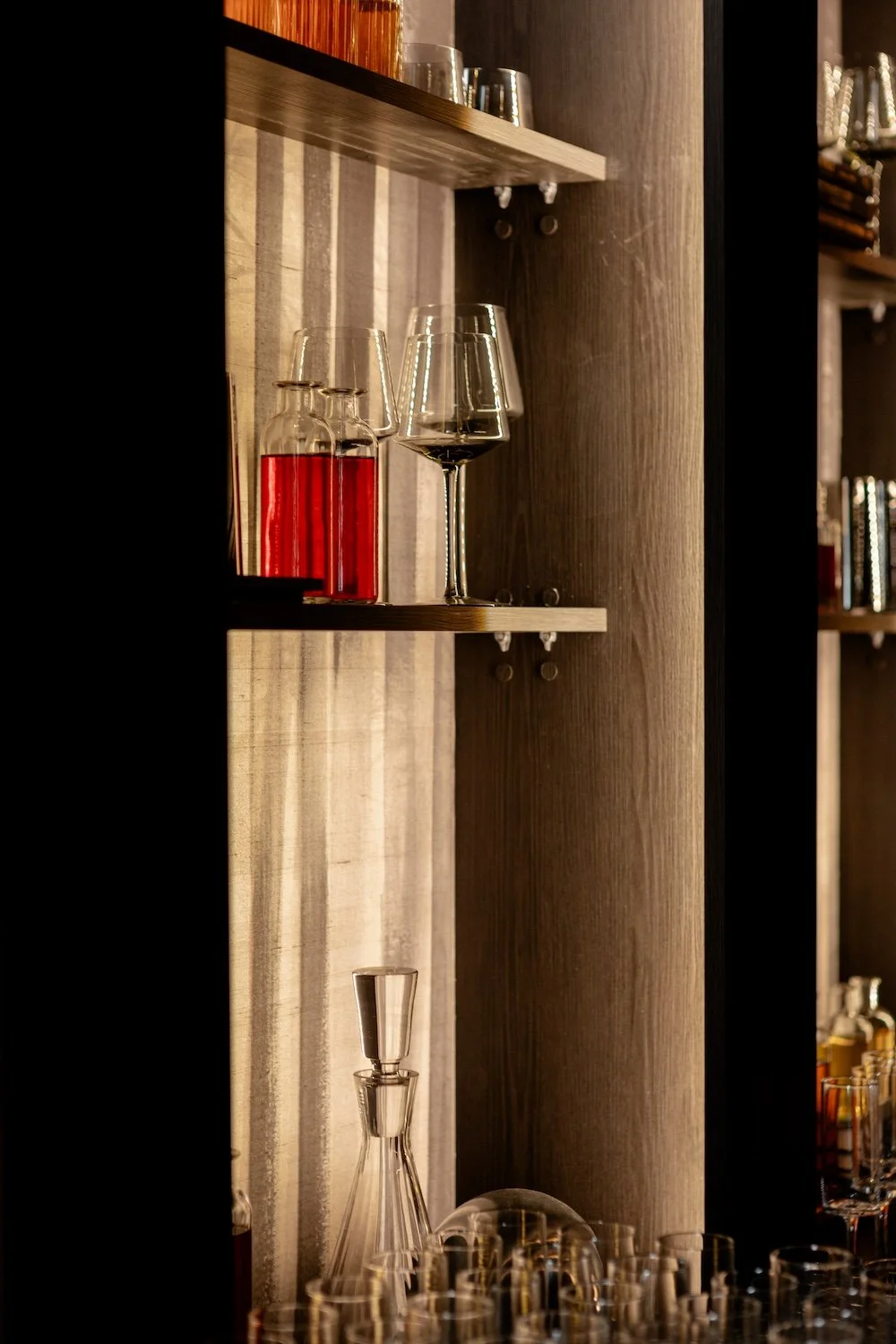 ALEEMKASSAM-LIVINGLUXDESIGNSHOW-JENNAIRSHOWCASE-APR2024-KATRINROX-264.jpg