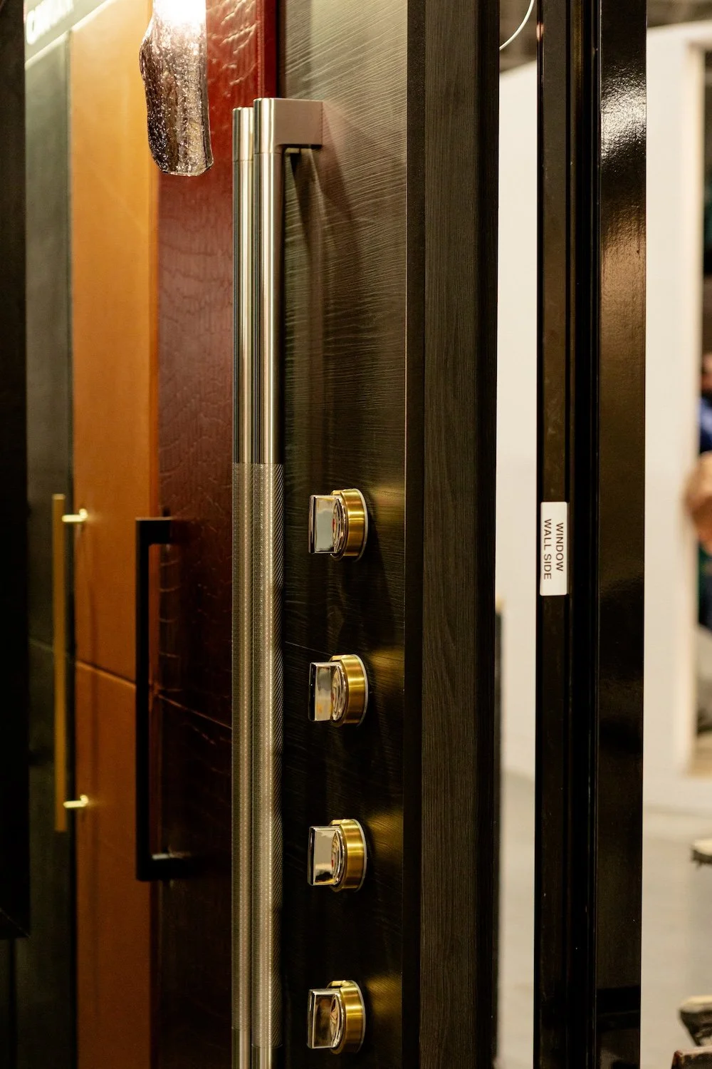 ALEEMKASSAM-LIVINGLUXDESIGNSHOW-JENNAIRSHOWCASE-APR2024-KATRINROX-143.jpg