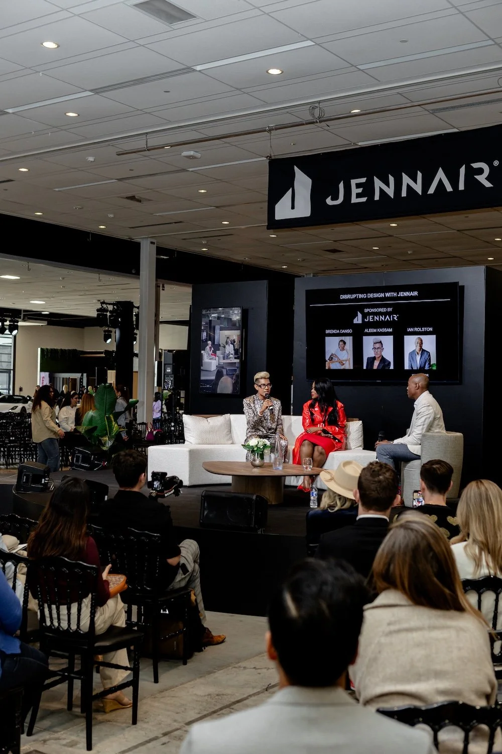 ALEEMKASSAM-LIVINGLUXDESIGNSHOW-JENNAIRSHOWCASE-APR2024-KATRINROX-329.jpg