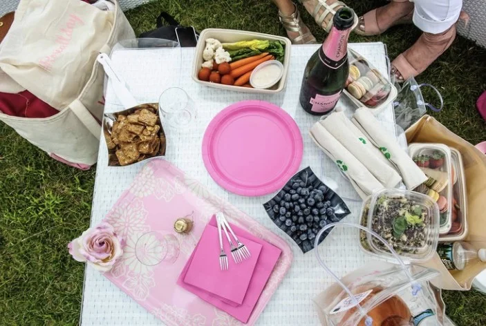 Photo Courtesy of www.pinknic.com