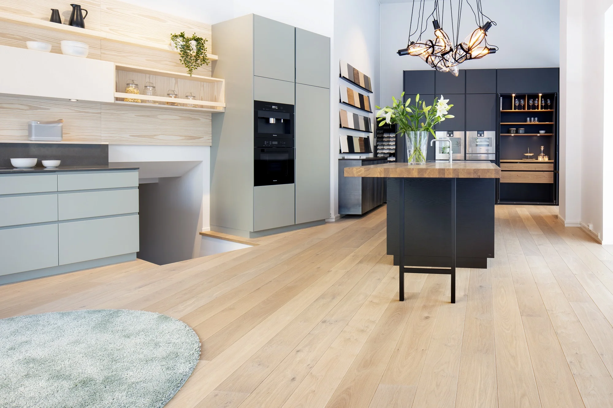 VALOR (Colour) Boform Showroom 5.jpg