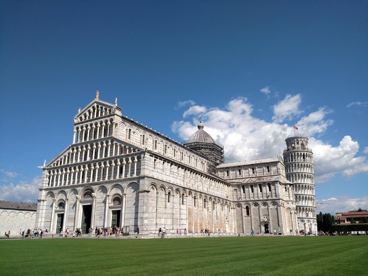 Pisa photograph 25