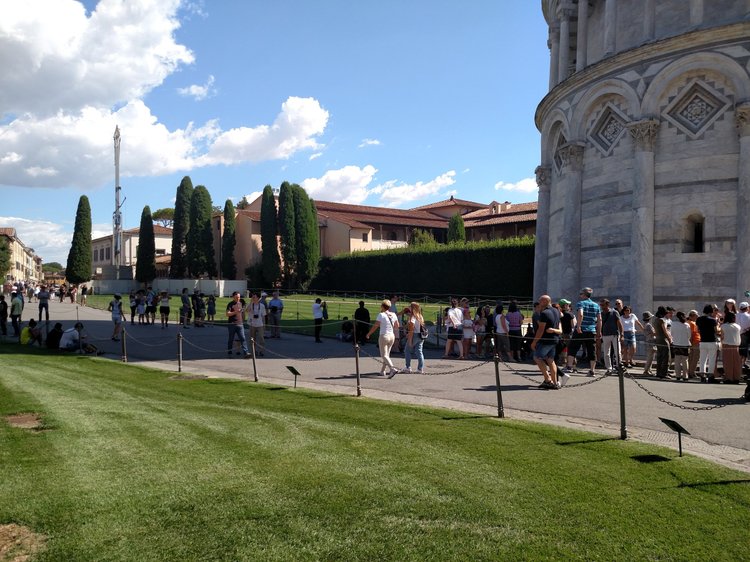 Pisa photograph 23