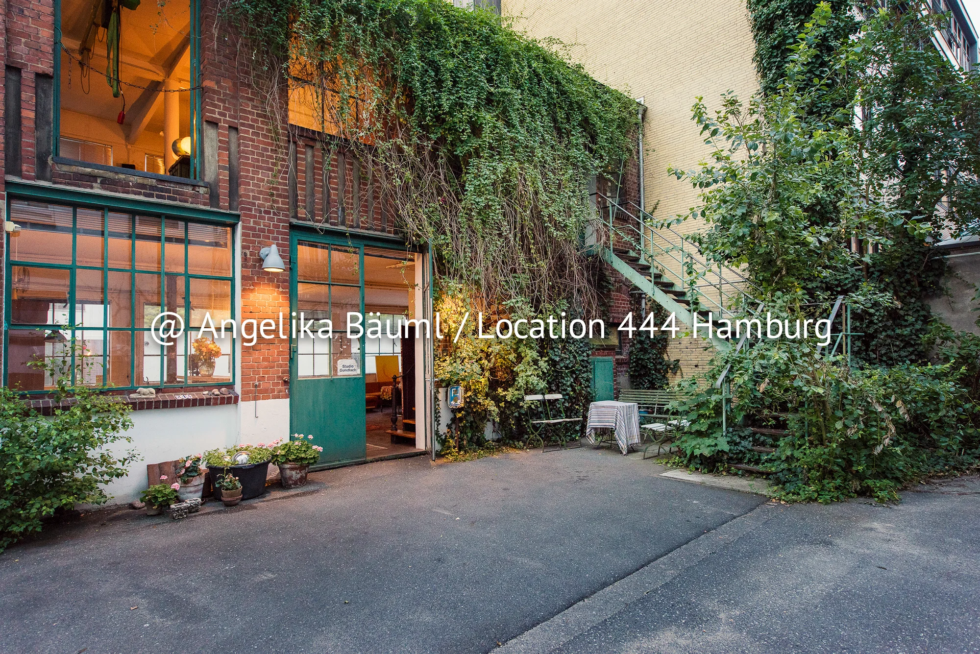 444_location_angelikabaeuml_hamburg-42.jpg