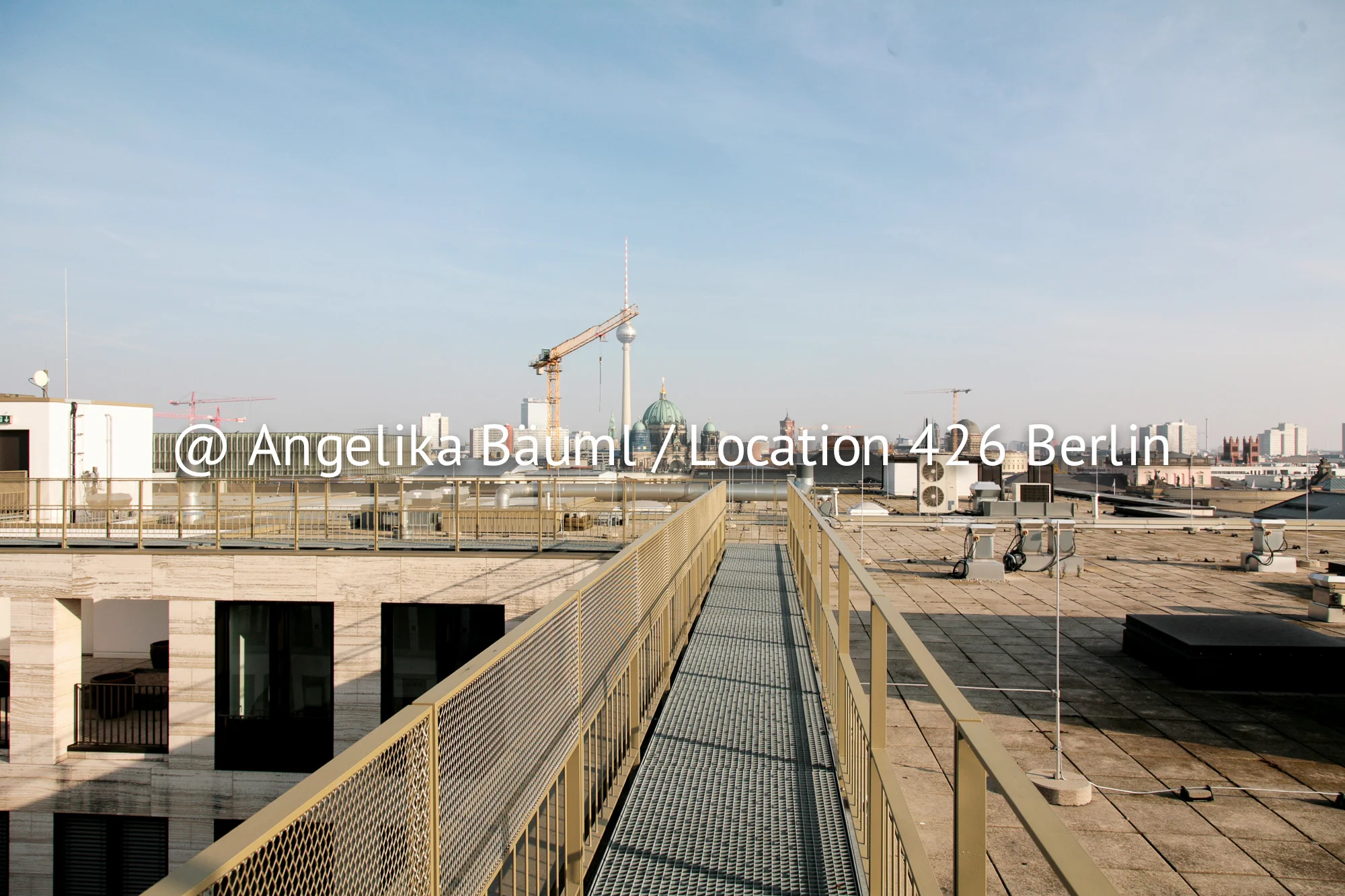 426_location_angelikabaeuml_dach-14.jpg