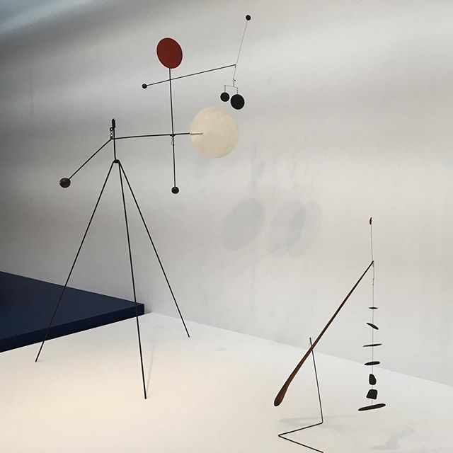 Balancing act .
.
.
.
#calder #hypermobility #whitney #whitneymuseum #biennale #whitneybiennial