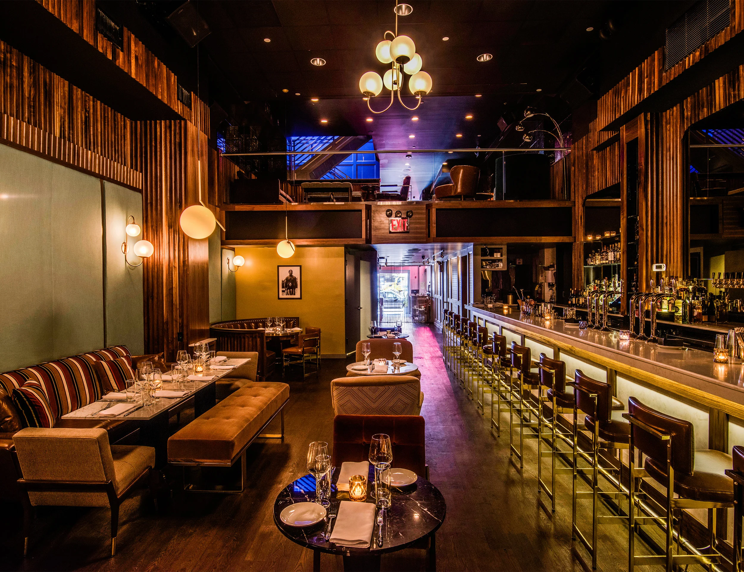 gallery-the-vnyl-vintage-new-york-lifestyle