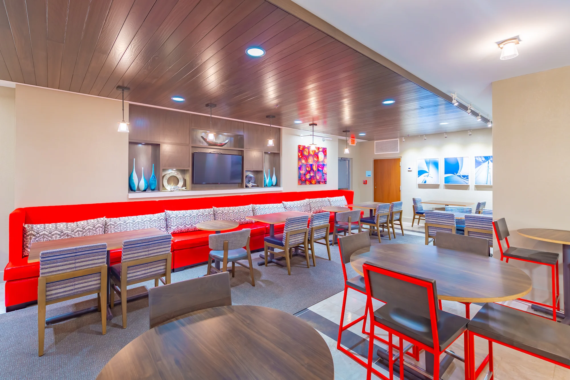Holiday Inn Express, Orange Beach, 2018 / For Innisfree Hotels