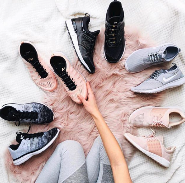 image: @hickies via @ headstandsandheels