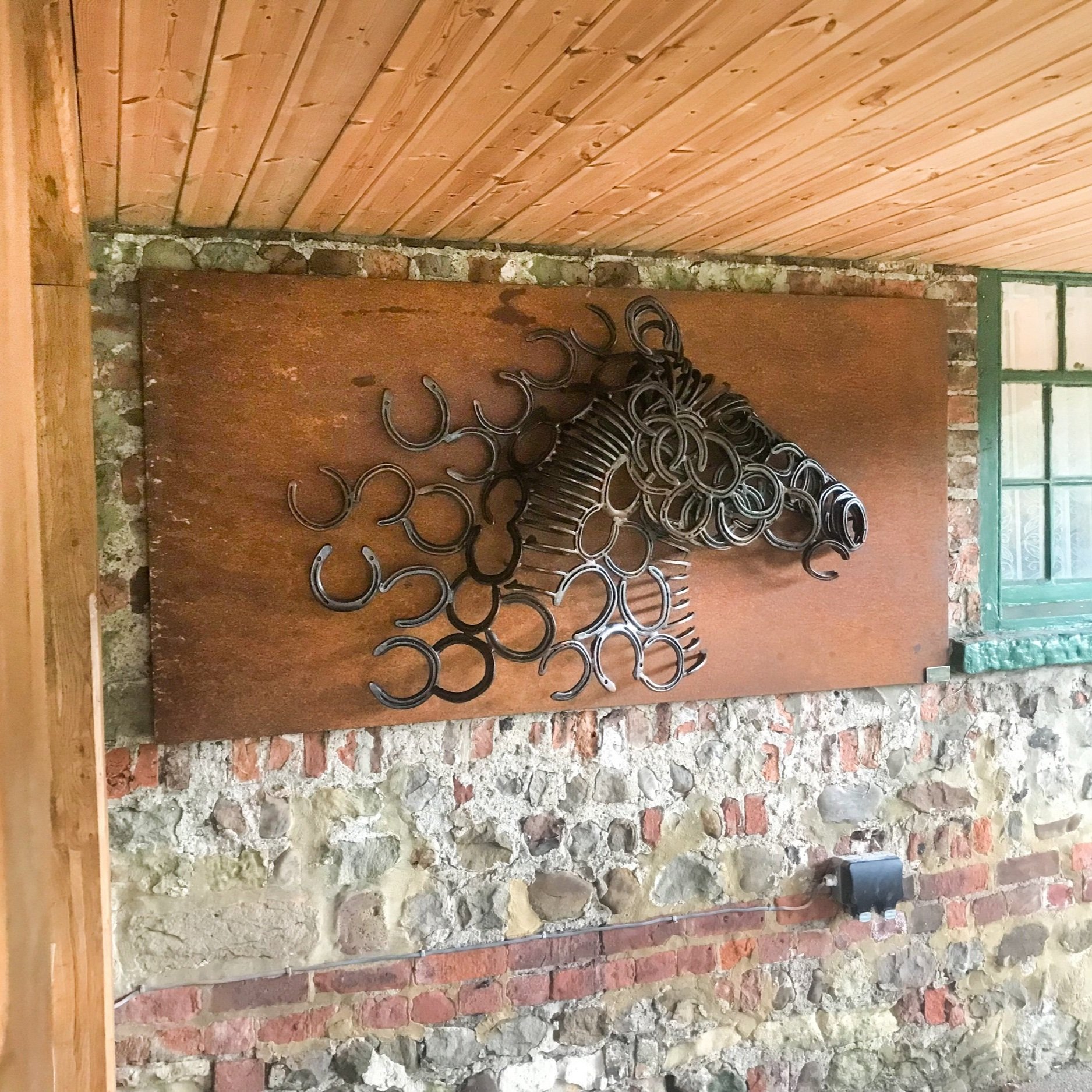 Metal-horse-wall-art