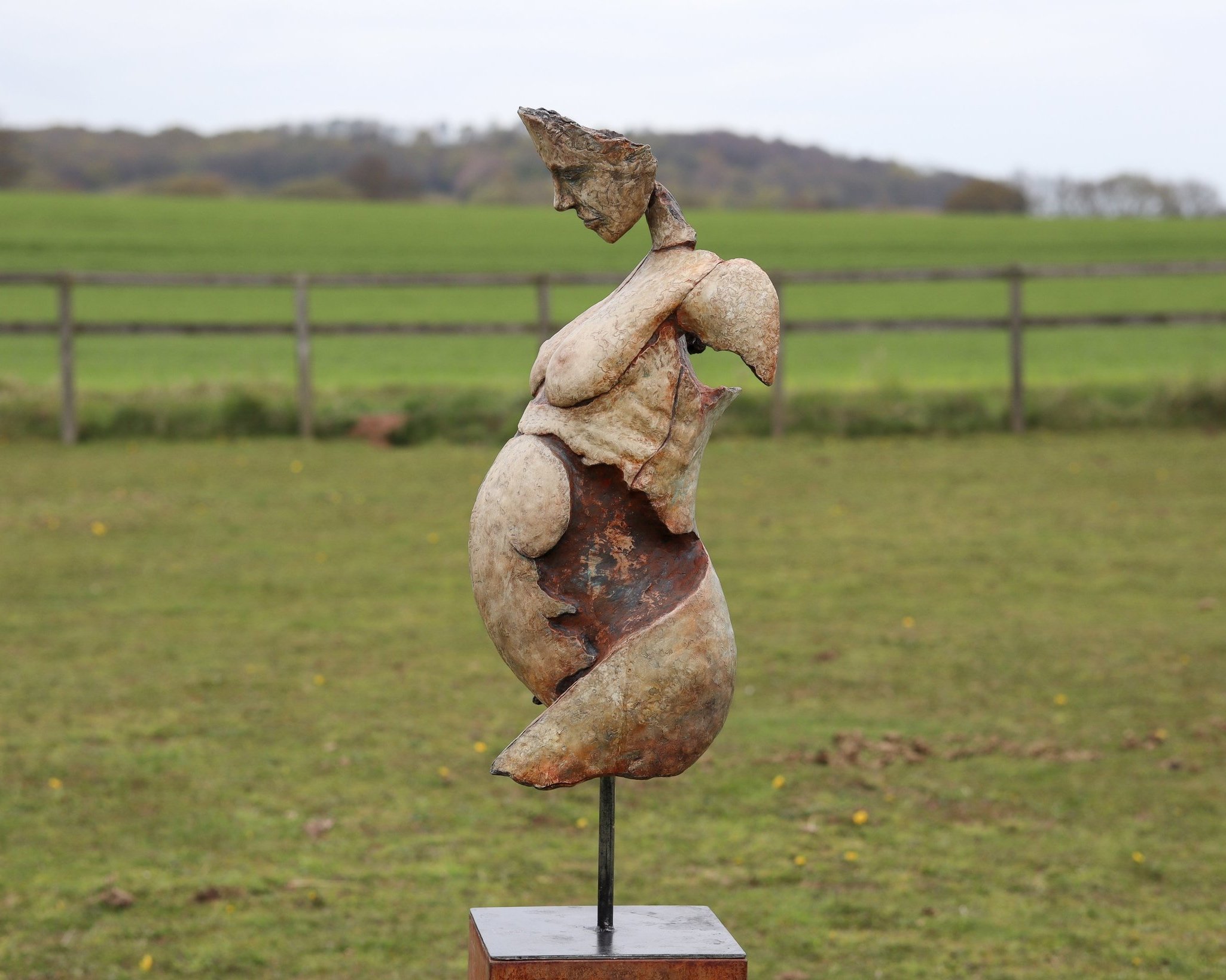 Pregnant mom Sculpture (Copy)