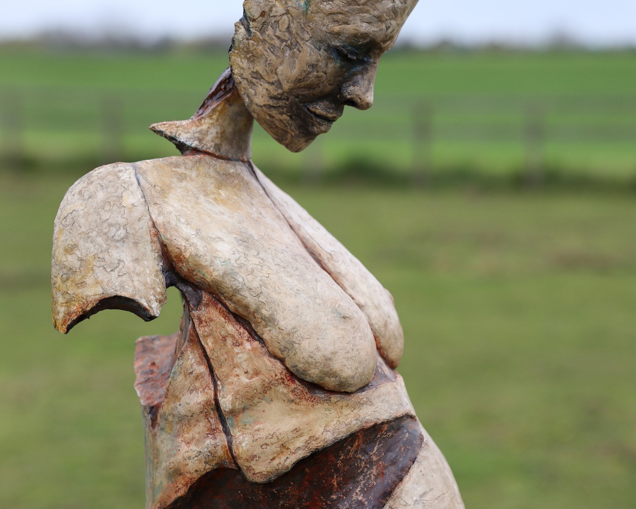 Pregnant mom Sculpture (Copy)
