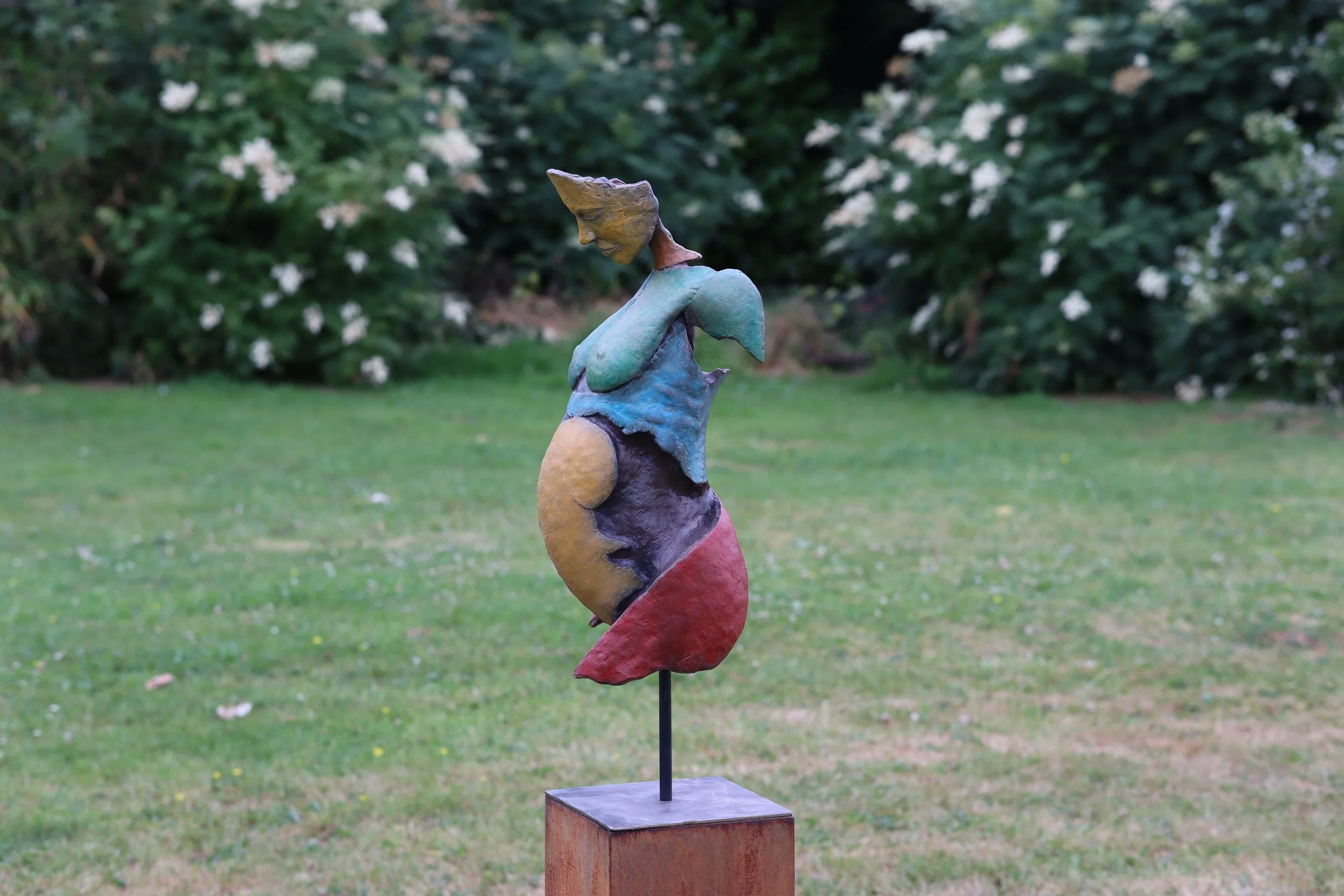 Pregnant Mom Sculpture