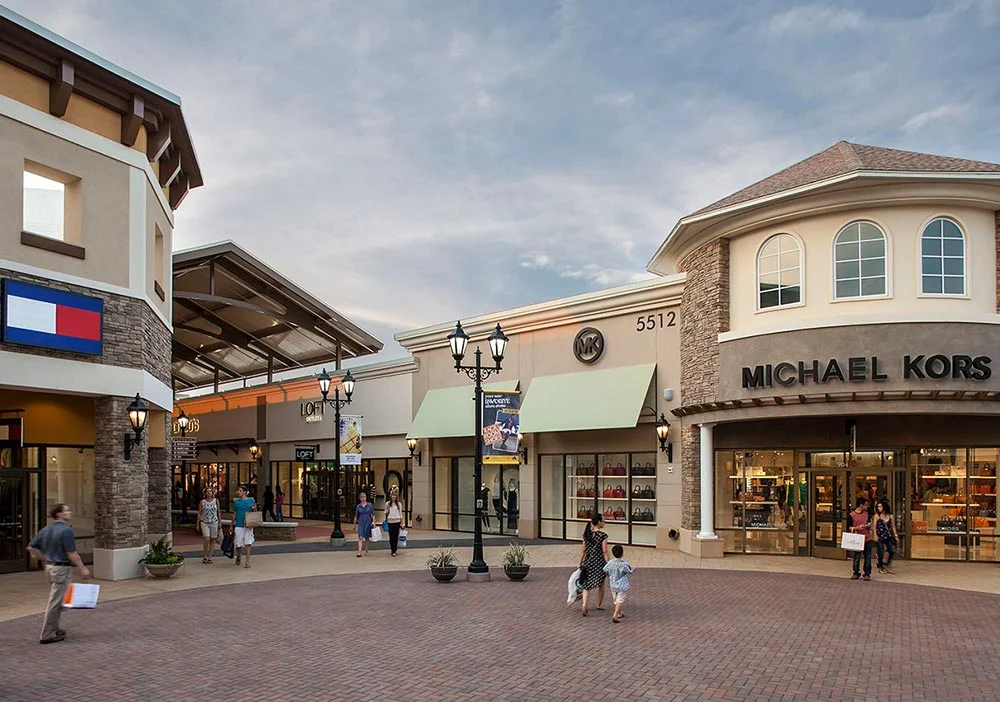 11 Miles to Charlotte Premium Outlets