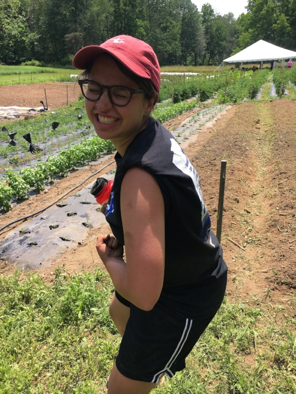 Note those perfectly weeded beds in the back!