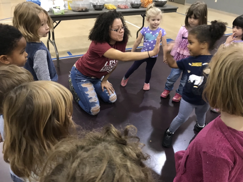 Preschoolers learn about the deliciousness of root candy!