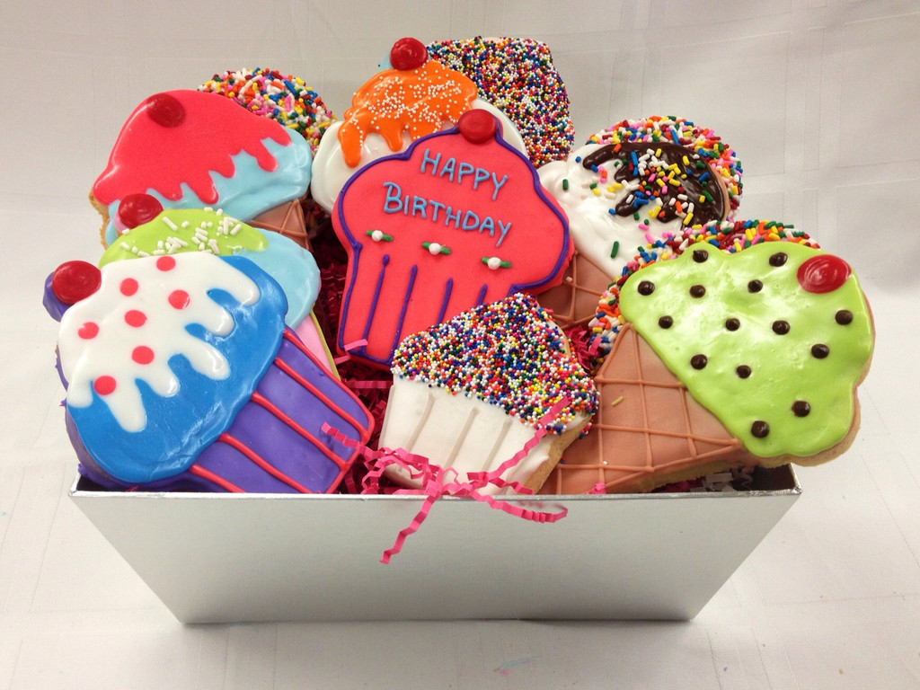MannysDeliCupcakeCookies.jpg