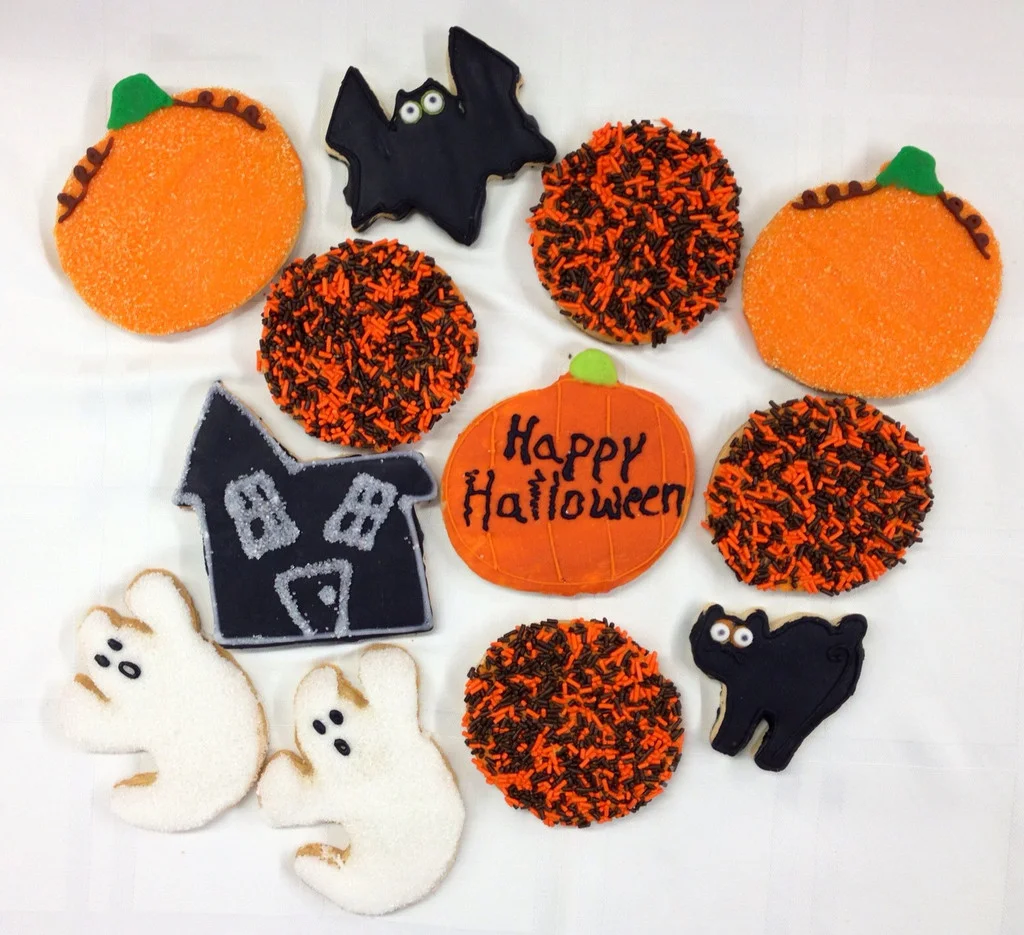 MannysDeliHalloweenCookies2.jpg