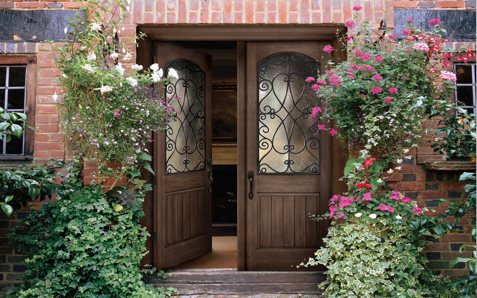 gallery--1600x1000--wooden-door-arch.jpg