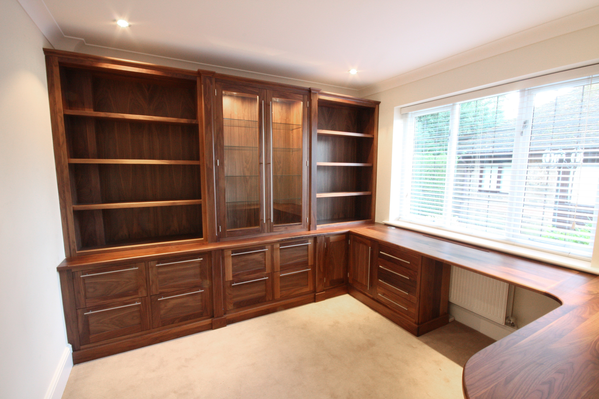 Reith's Furniture - custom office interiors