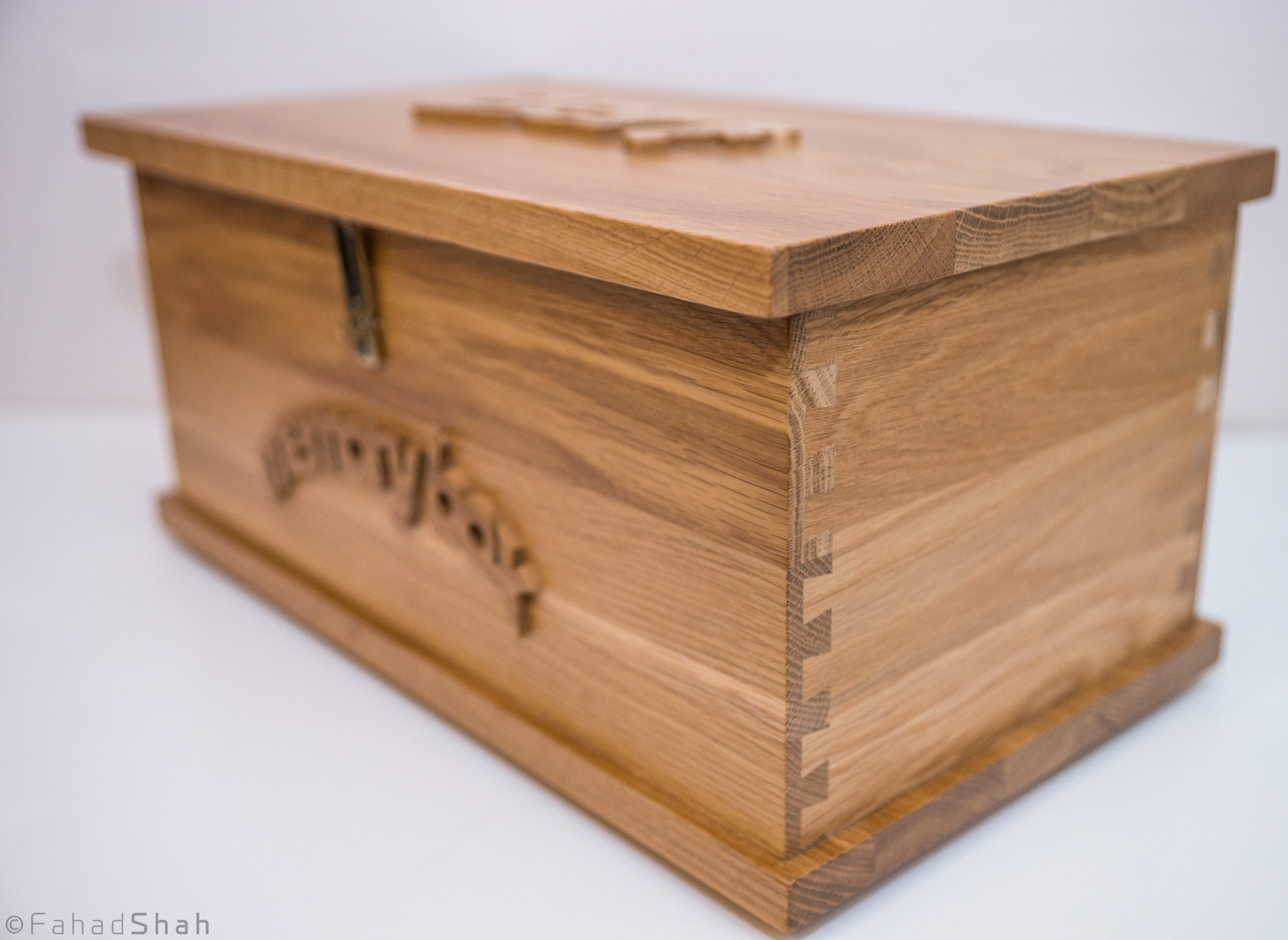 Oak personalised memory box