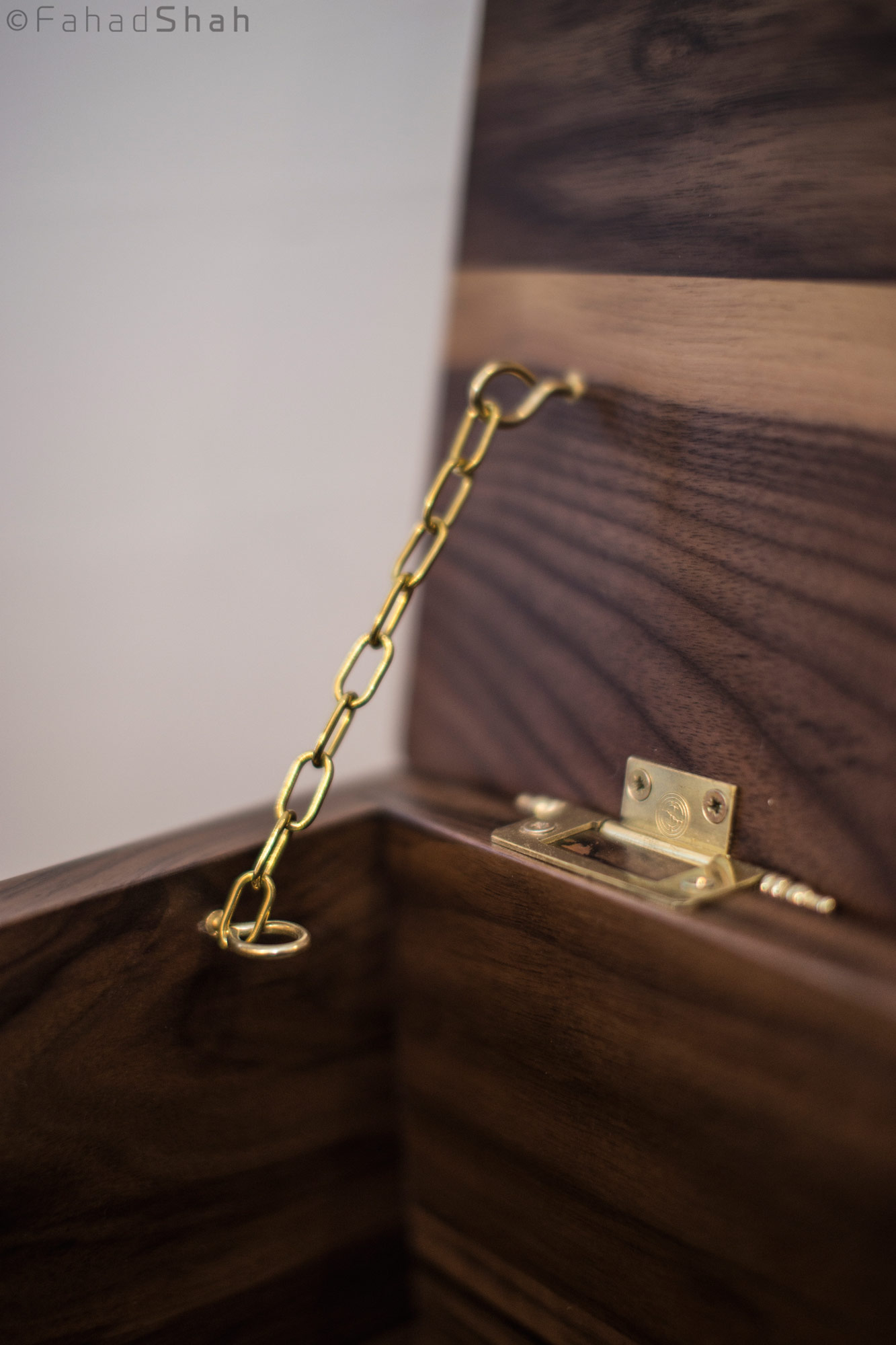 Personalised memory box - hinge and chain