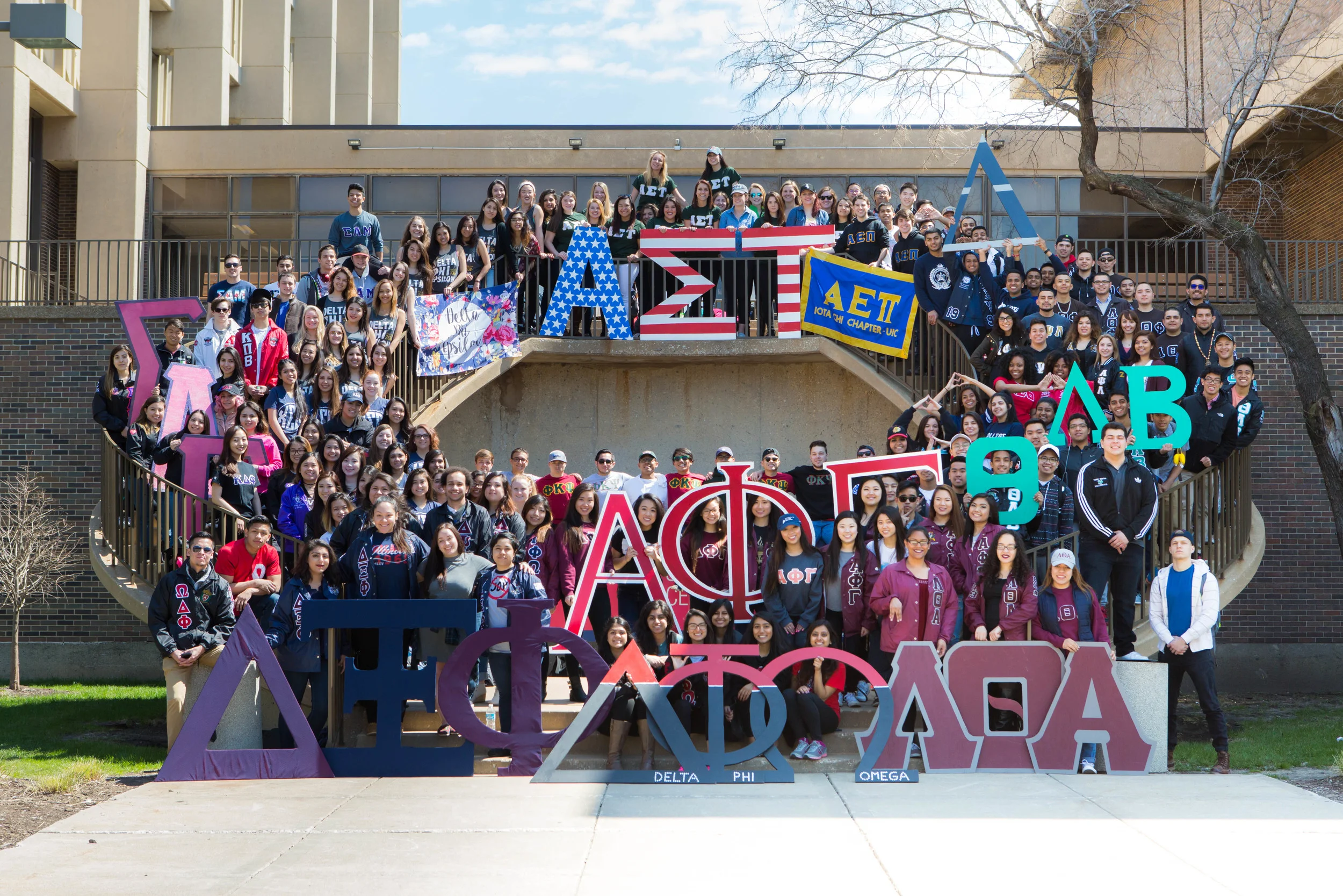 001_003_Greek Week Unity Photo - Stairs.jpg