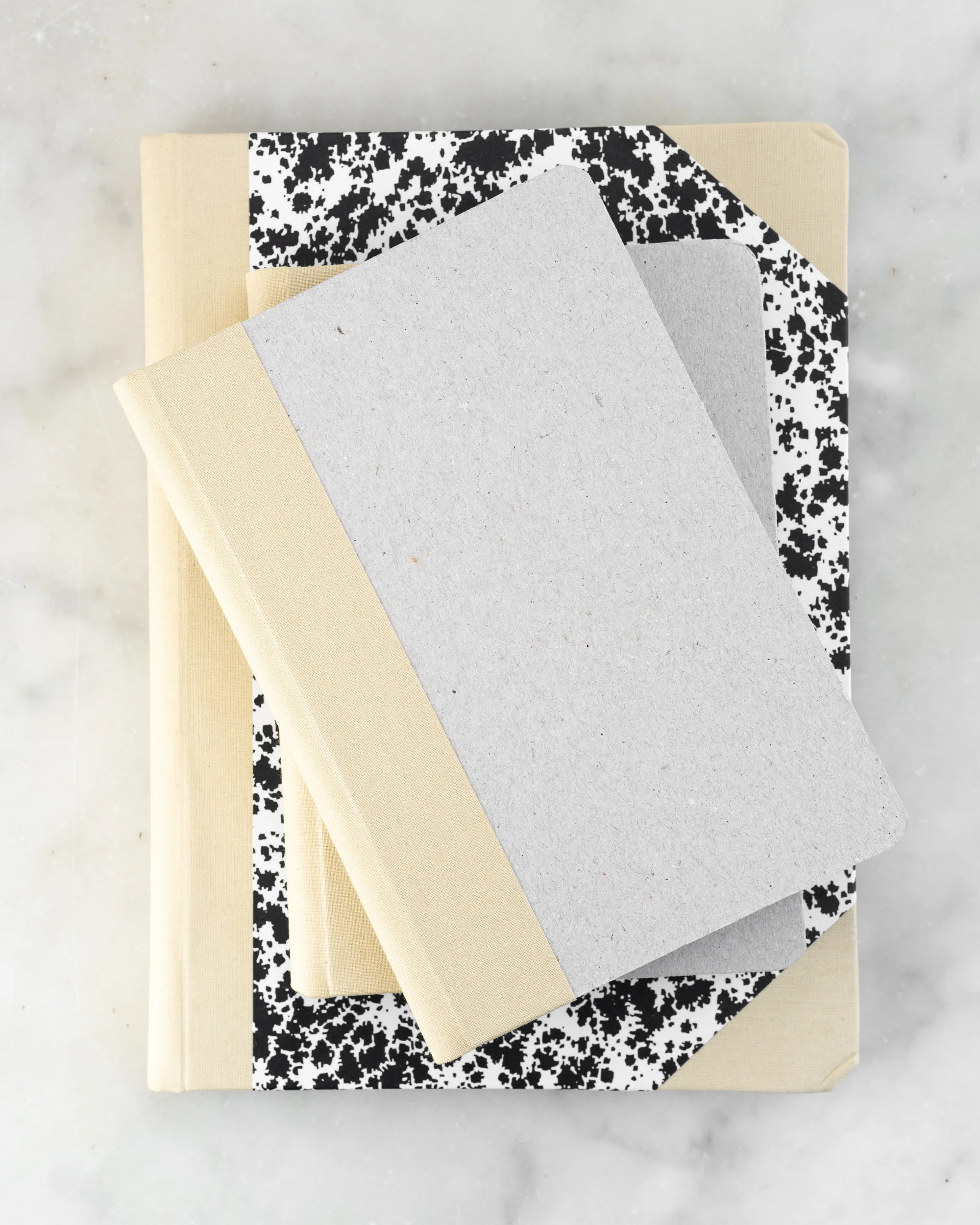 SUNDAY_SHOP_MARBLE_NOTEBOOKS_BW-2-FEATURE-PIC.jpg