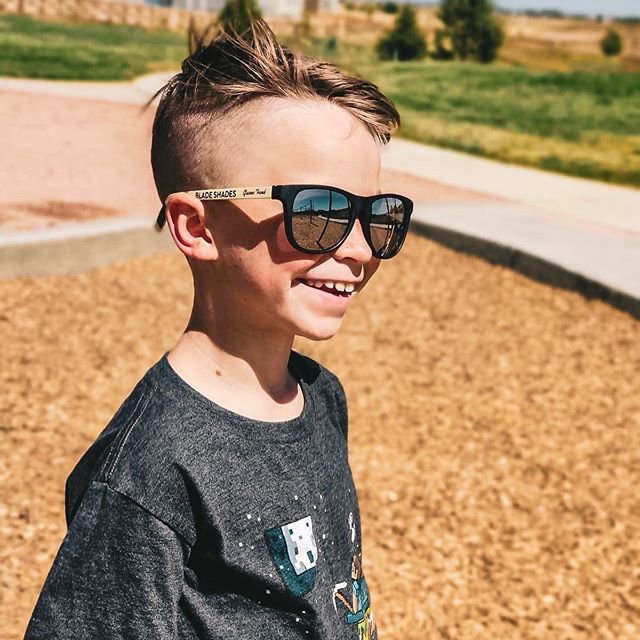 That weekend smile! Happy Friday everyone. Season is coming up, get your Blade Shades...🏒😎
&mdash;
#hockeyislife #nhl #sunglasses #sunglasseskid #hockeystick