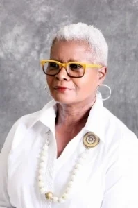  Teri Cox, Owner/Designer