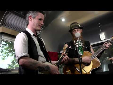 Devil Makes Three Perform at Fender Airstream