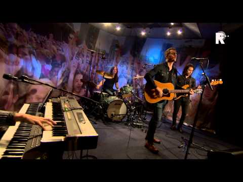 Live uit Lloyd - Shane Alexander & The Great Favorites - Nights in White Satin