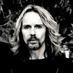 tommy-shaw-styx.jpg