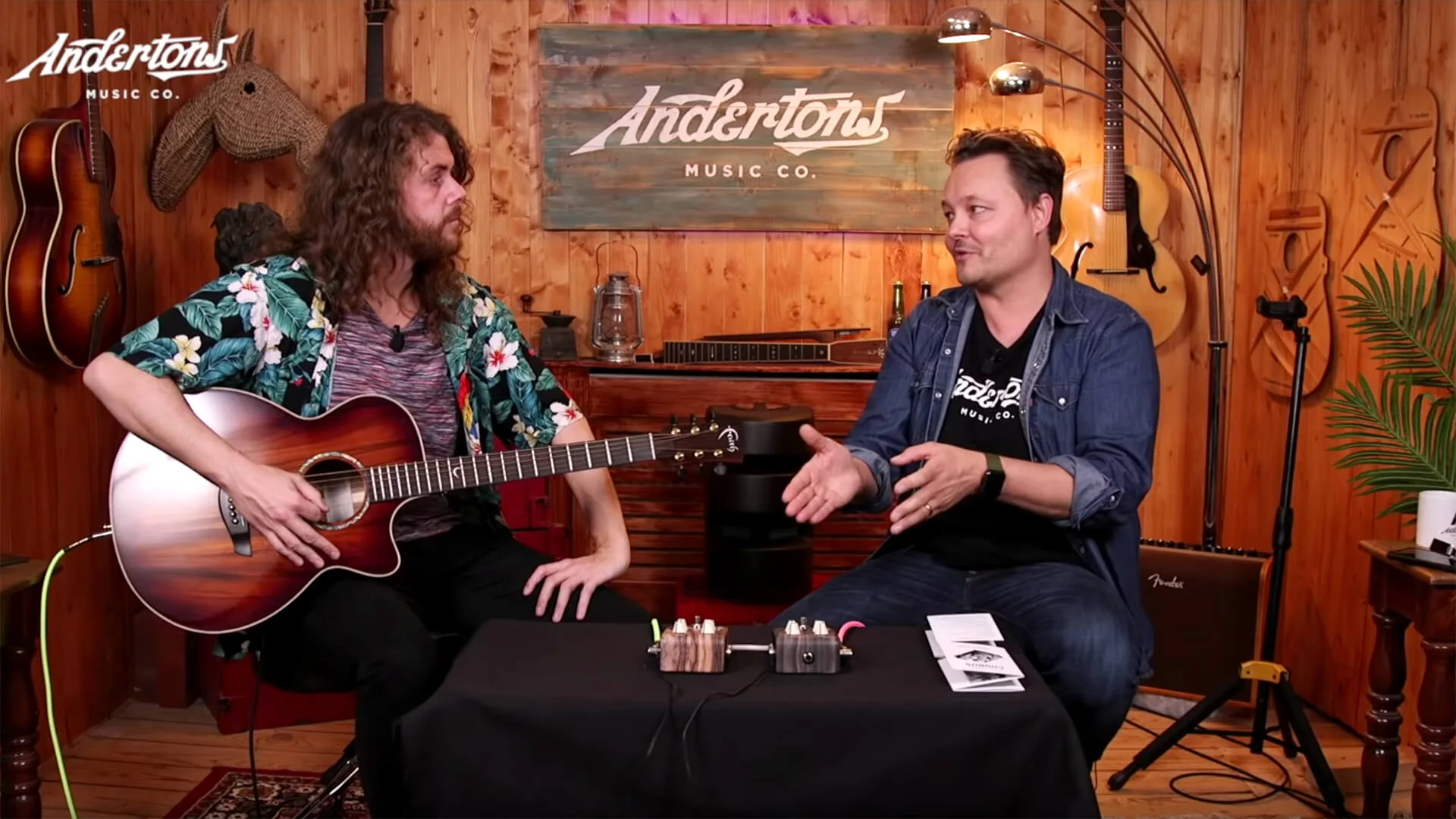 How to make your acoustic sound MASSIVE - new pedals from LR Baggs!