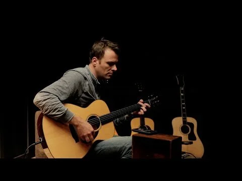LR Baggs Voiceprint DI Demo with Justin Weaver