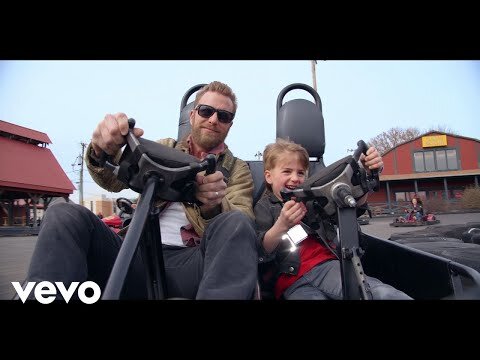 Dierks Bentley - Living