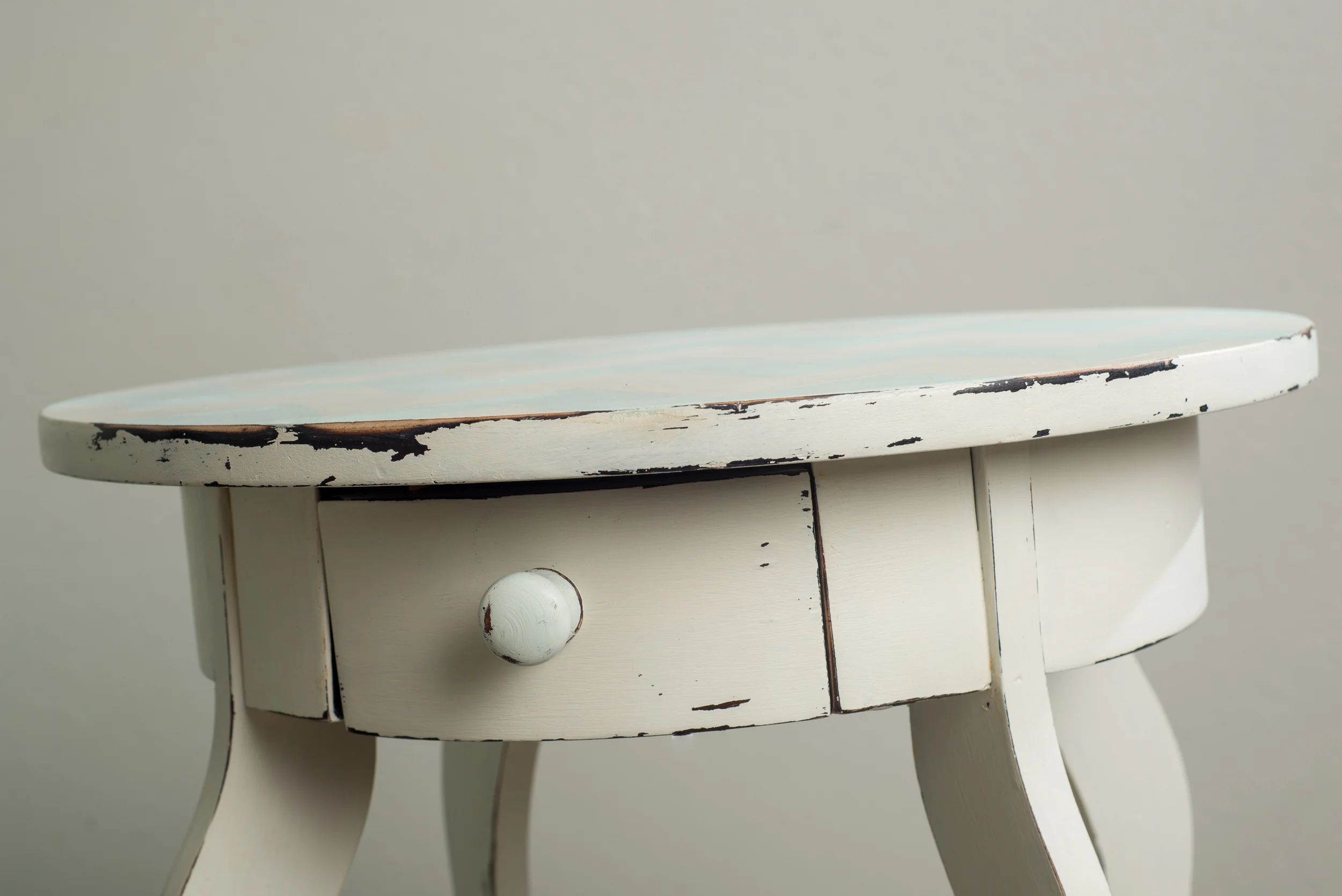 Palm Coast Florida Furniture Refinishing Shabby Chic Round End