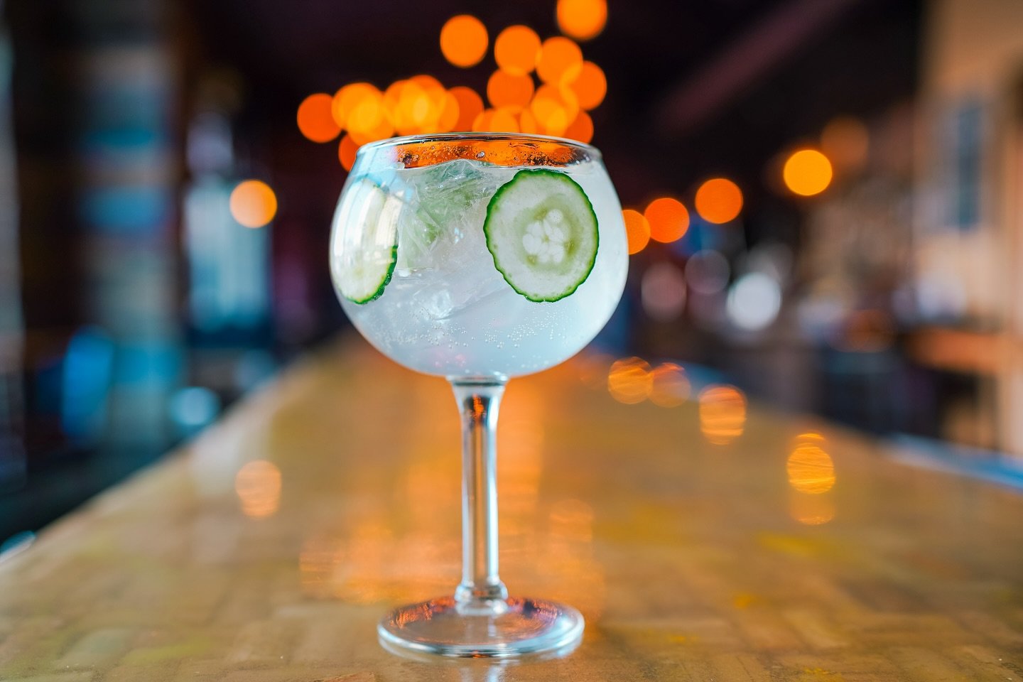 TGIF! It&rsquo;s a sunny, beautiful day in Denver! 🌞

Join us for craft cocktails and delicious tapas! 😋 

#9thdoorcapitolhill #denvercolorado #denverco #denver