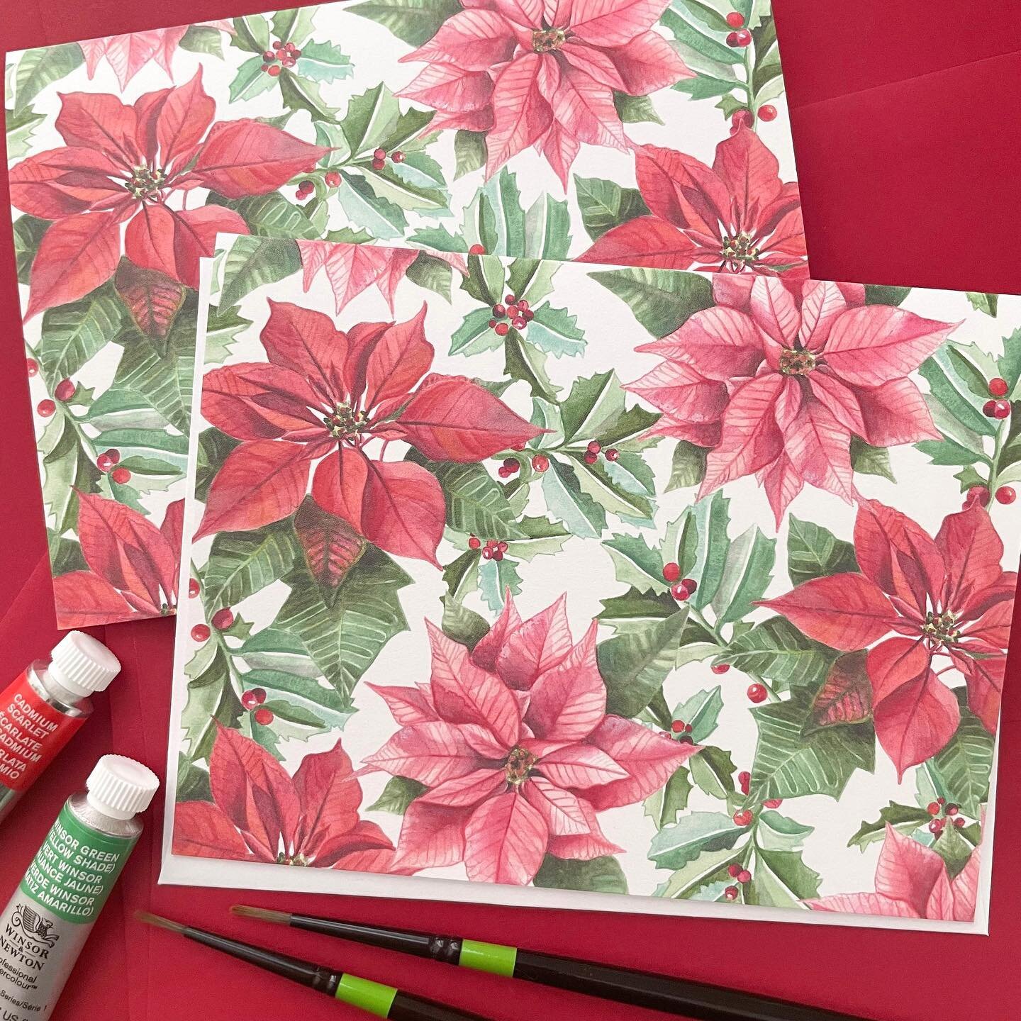 This perfectly patterned Poinsettia holiday greeting card is classy and colorful, with vibrant crimson and warm pink tones. This card also matches my Poinsettia gift wrap! Both products are available on my website, link in profile 🎄