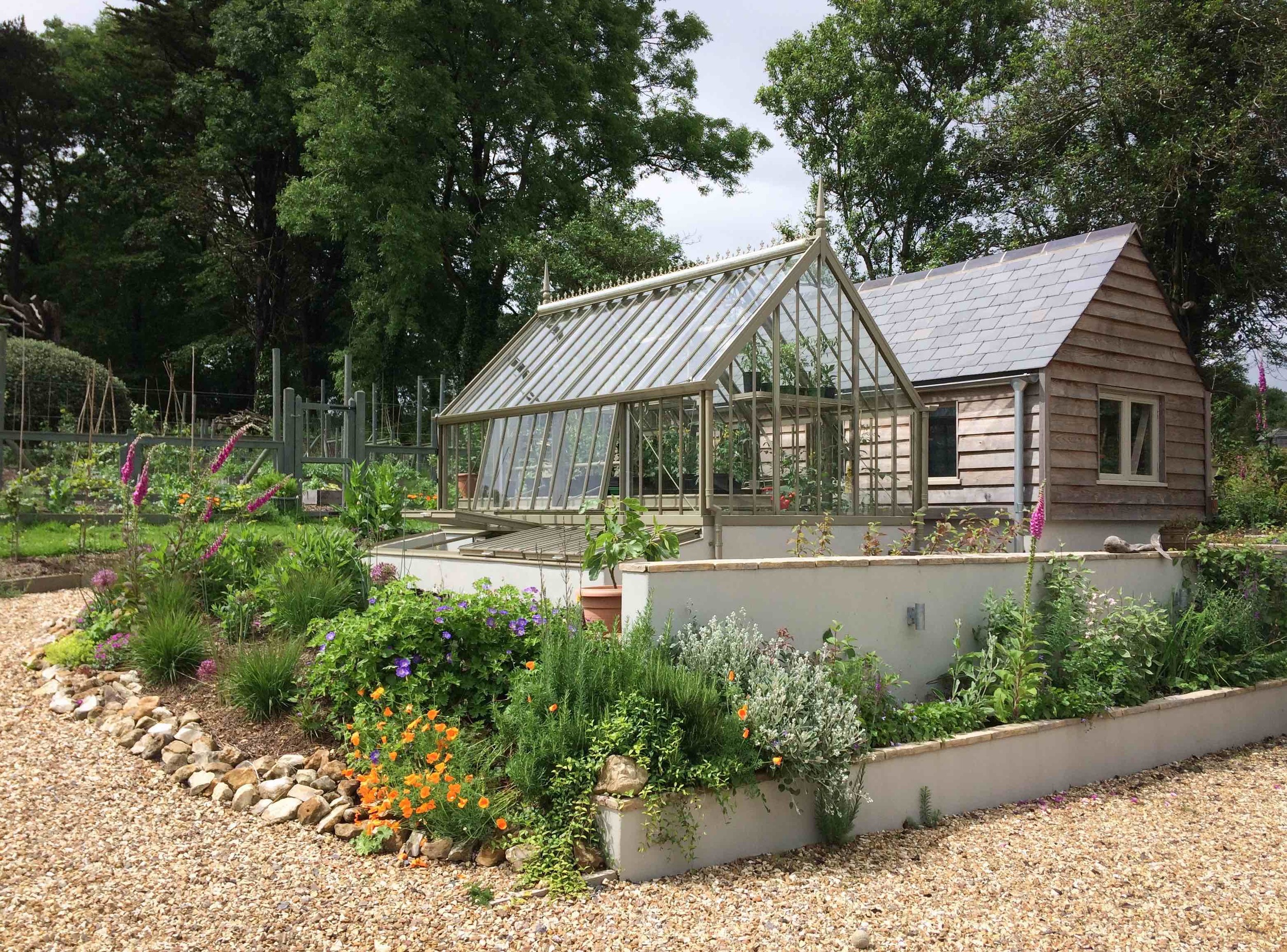 Custom made shed/Alitex greenhouse