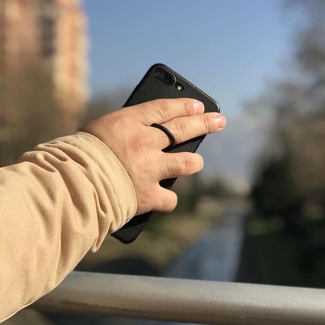 Hold your phone over the railing with no fear of dropping it! #securedbyloophole #loopholeusa #madeinusa .
.
.
.
.
.
#fashion #grip #phone #iphone #iphonex #iphone8 #samsung #gifts #giftsforhim #goftsforher #photography #photo #product #phonecase #ph